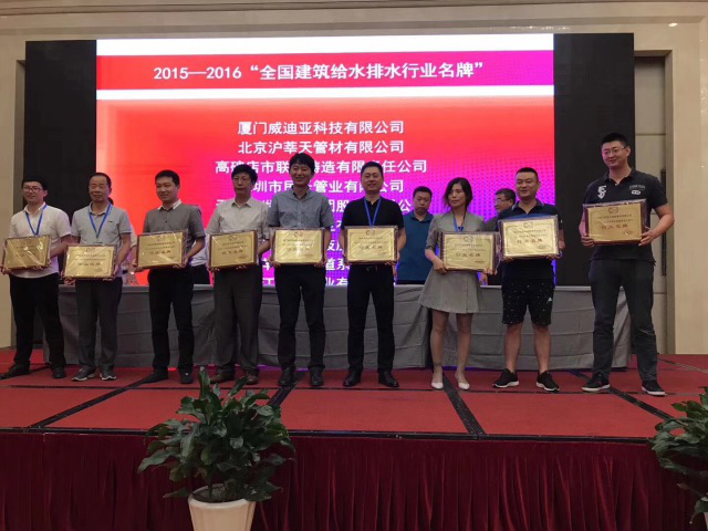 1515635601121199.png blob.png